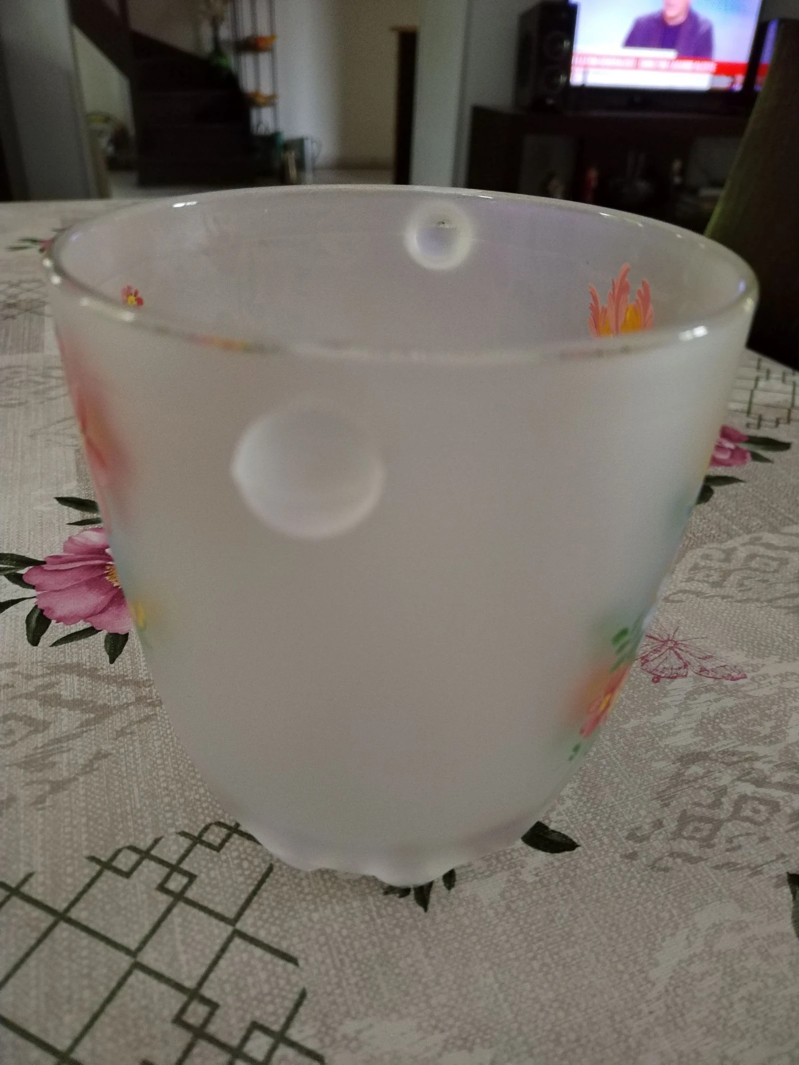 Hermoso cubo para hielo vintage con decoraciones florales de campo, vidrio escarchado – photo 9